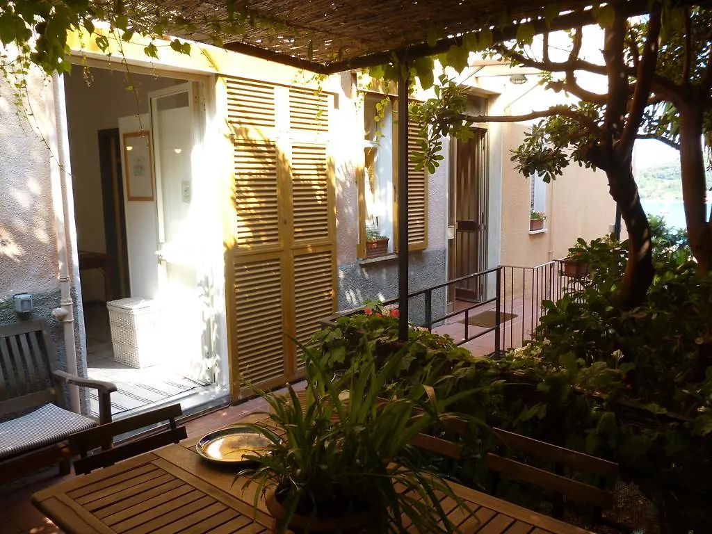 La Terrazza Di Riki Hotel Portovenere 0*, Porto Venere Italy
